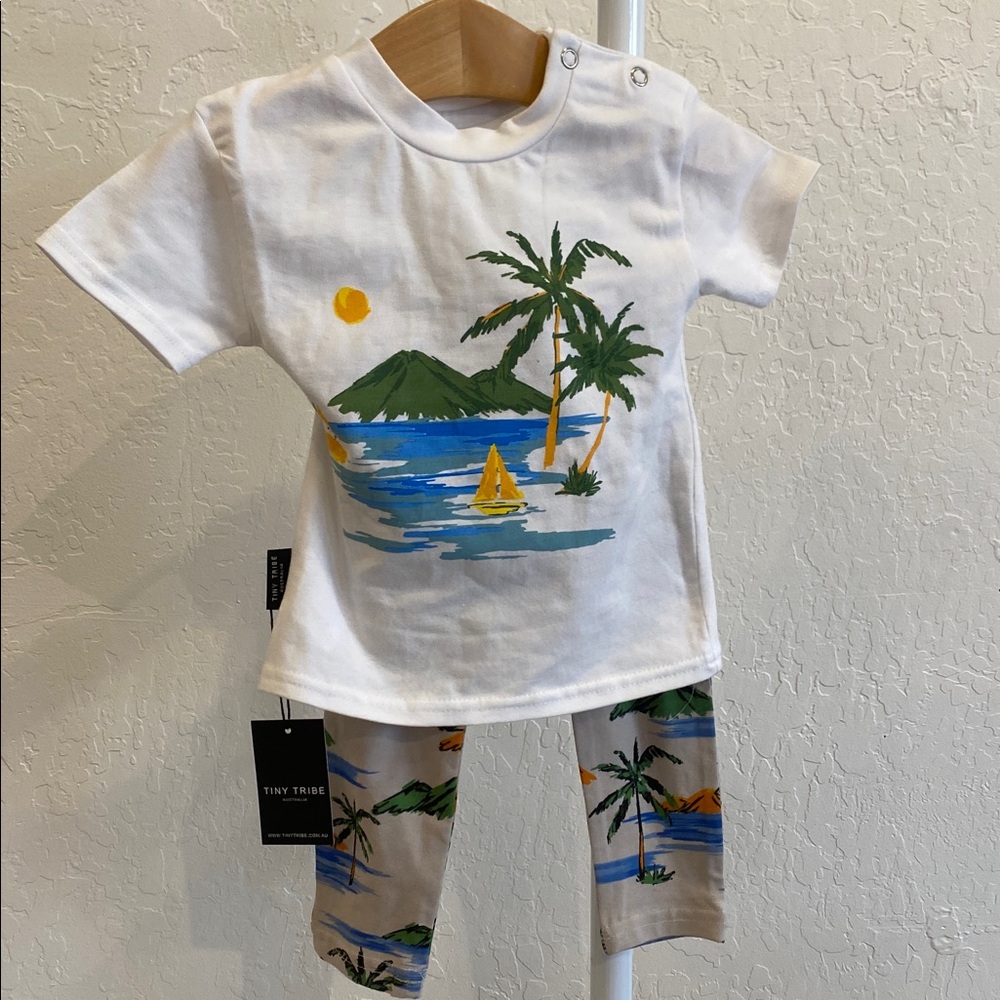 Tiny Tribe Island Getaway Set